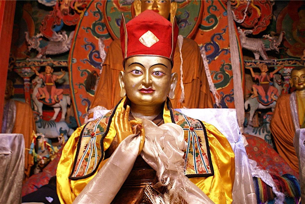 Statue of Shamarpa in Yangpachen Monastery, Tibet