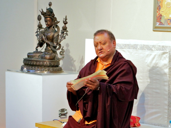 Shamar Rinpoche teaching in London